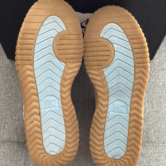 SOREL Ona Ave Waterproof Low Top Sneaker (Women) 8M - Picture 9 of 11